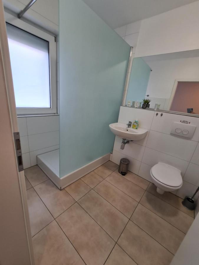 Pension Zwei A Leverkusen Extérieur photo
