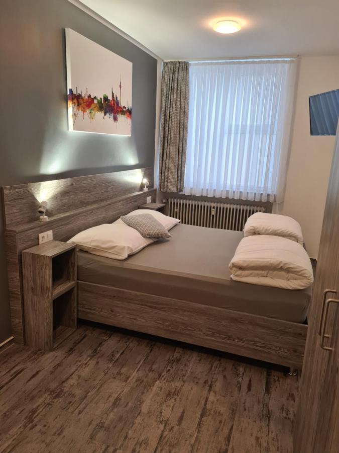 Pension Zwei A Leverkusen Extérieur photo