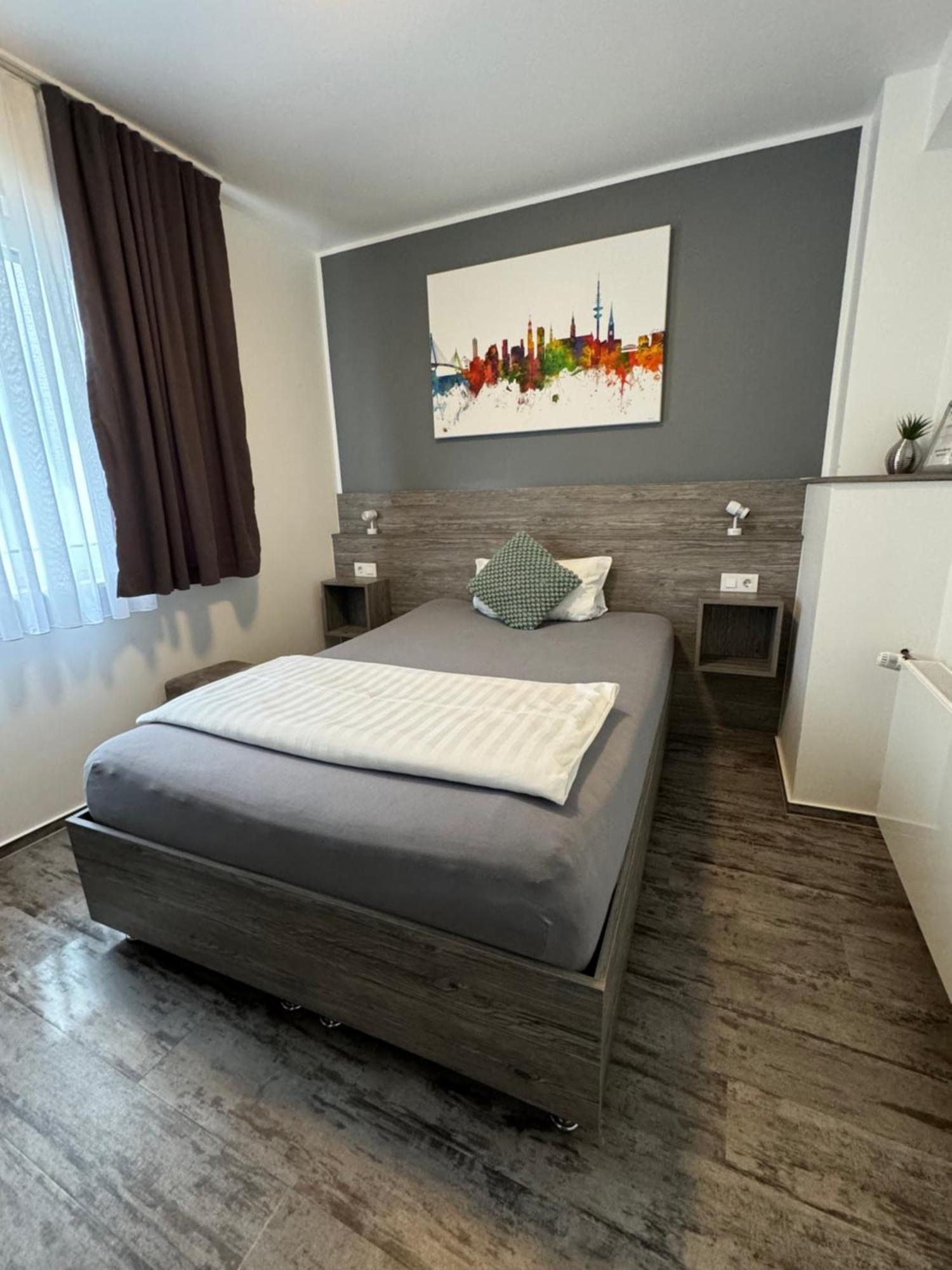 Pension Zwei A Leverkusen Extérieur photo